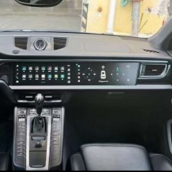 Android Apple Car  Porsche Macan